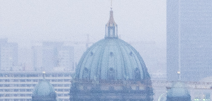 1:1 crop of the 28MP NX1 still (raw)